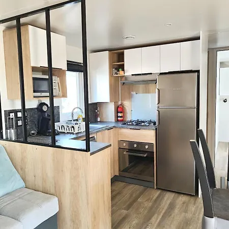 Holiday home Confortable A Avec Piscine Partagee Vias